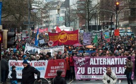 Demonstration gegen den AfD Bundesparteitag mit über 7000 Beteiligten